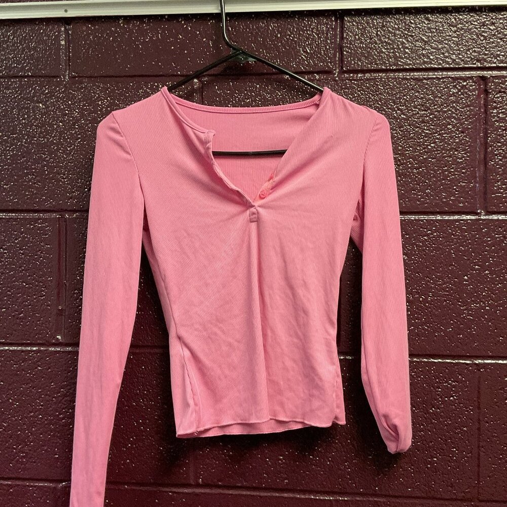 Pink Ribbed Long Sleeve Henley Top – Size Small
